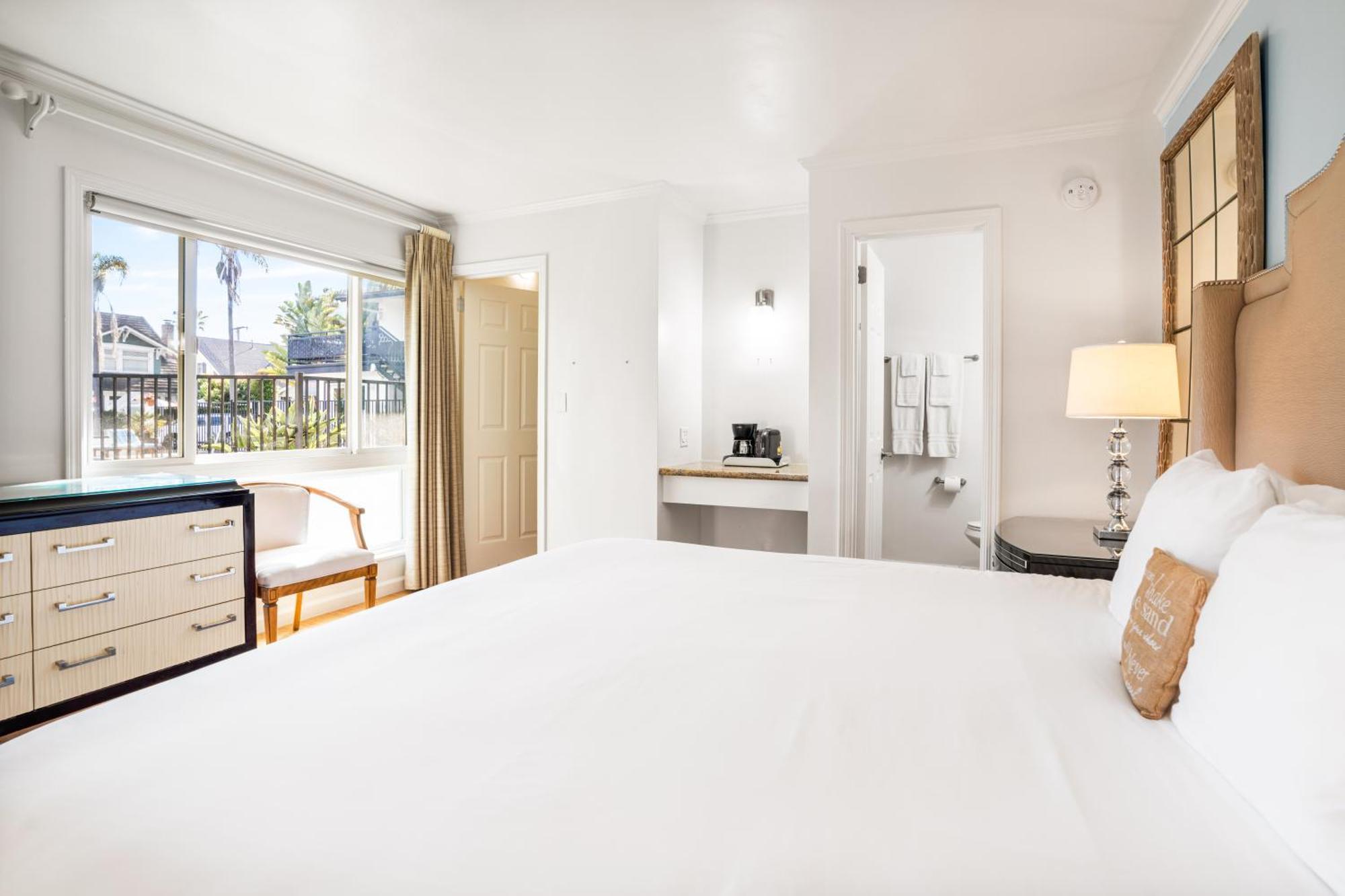 Pacific Crest Hotel Santa Bárbara Habitación foto