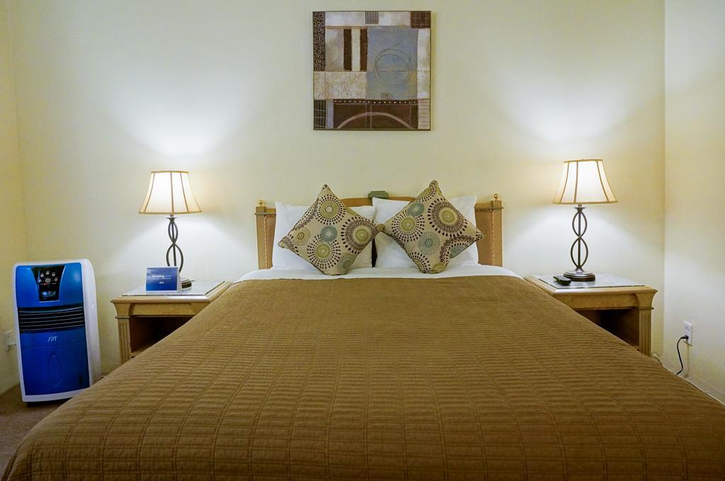 Pacific Crest Hotel Santa Bárbara Habitación foto